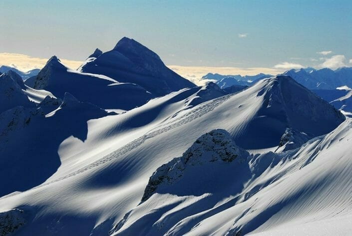 Heli-Skiing-in-British-Columbia Canada